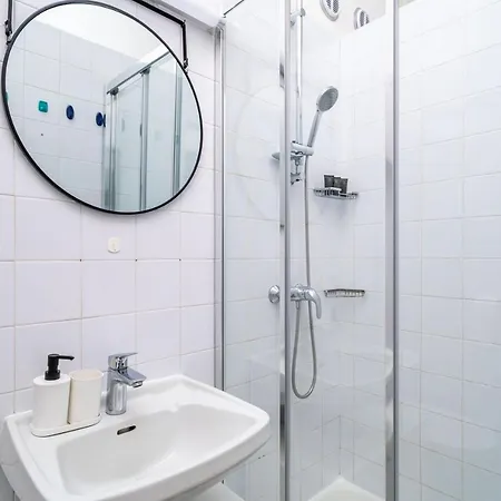 Laus I , In Old Town *