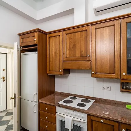 Laus I , In Old Town * Ragusa